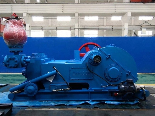 Pompa Lumpur Pengeboran 800HP Didorong Mesin Diesel HTB800 Untuk Pengeboran / Grouting Lapangan Minyak Oil